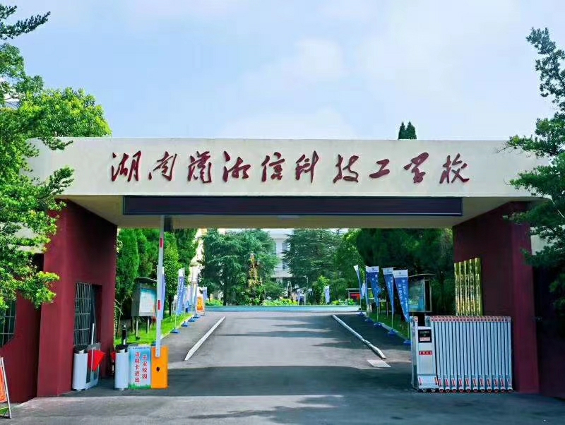 绪ſƼѧУ